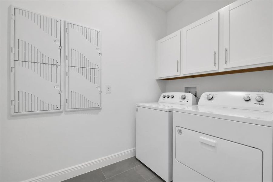 Furnished interior view inside a new home in Seaire Townhomes, Parrish (Image 28).