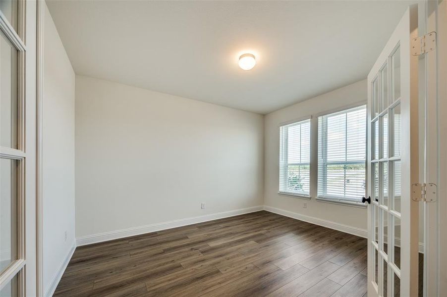 Spacious, unfurnished interior of a new home in Sierra Vista at Kelly Ranch, Aledo (Image 22).