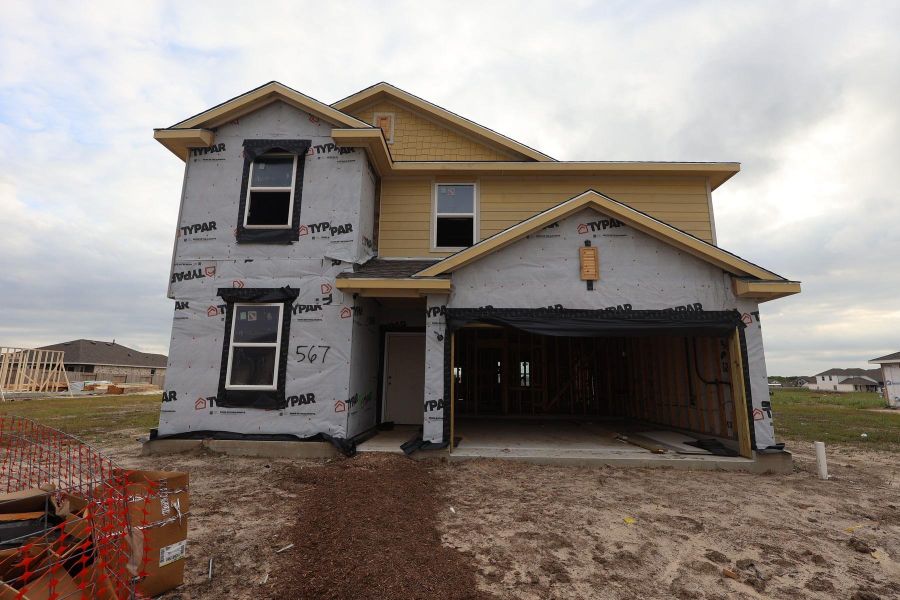 Two story home with 4 beds, 3 baths, and 2 car garage Two story home with 4 beds, 3 baths, and 2 car garage