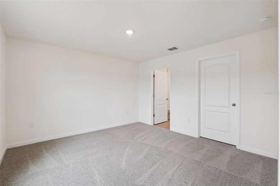 Spacious, unfurnished interior of a new home in Campbell Crossing, Port Orange (Image 14). Spacious, unfurnished interior of a new home in Campbell Crossing, Port Orange (Image 14).
