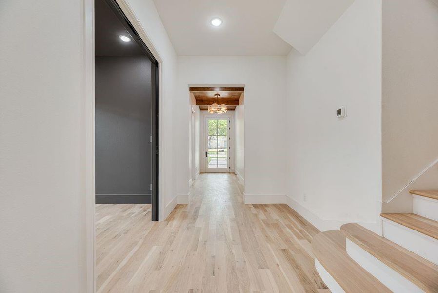 Spacious, unfurnished interior of a new home in , Dallas (Image 25).