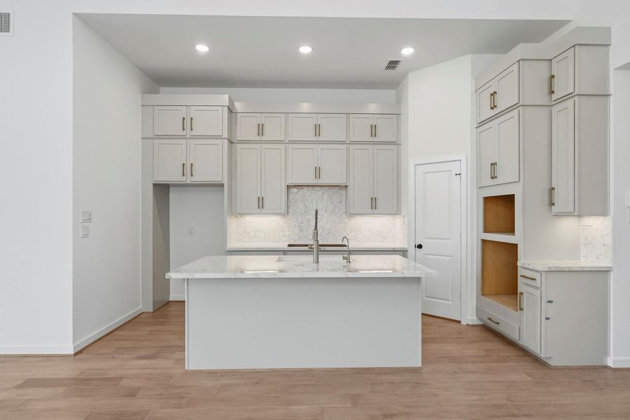 Stunning Culinary Space Designed To Impress Guests