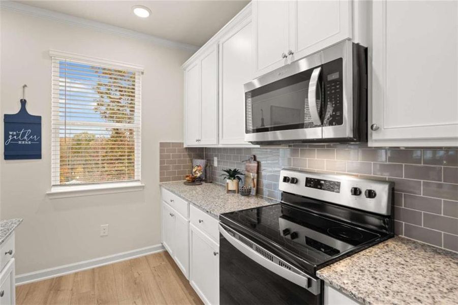 Furnished interior view inside a new home in Hillbrooke Preserve, Conyers (Image 12).