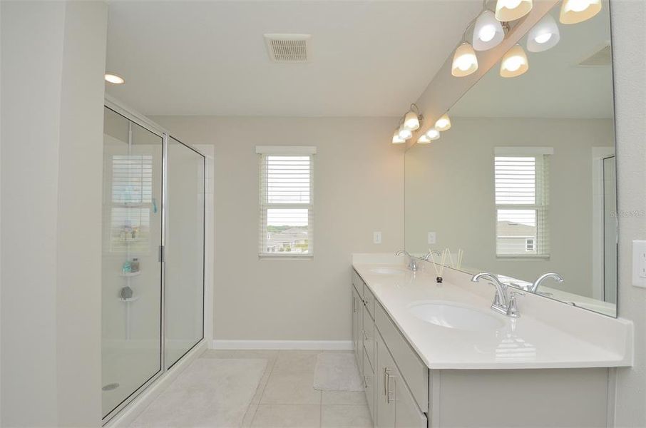 Furnished interior view inside a new home in Seasons at Eden Hills, Lake Alfred (Image 8).