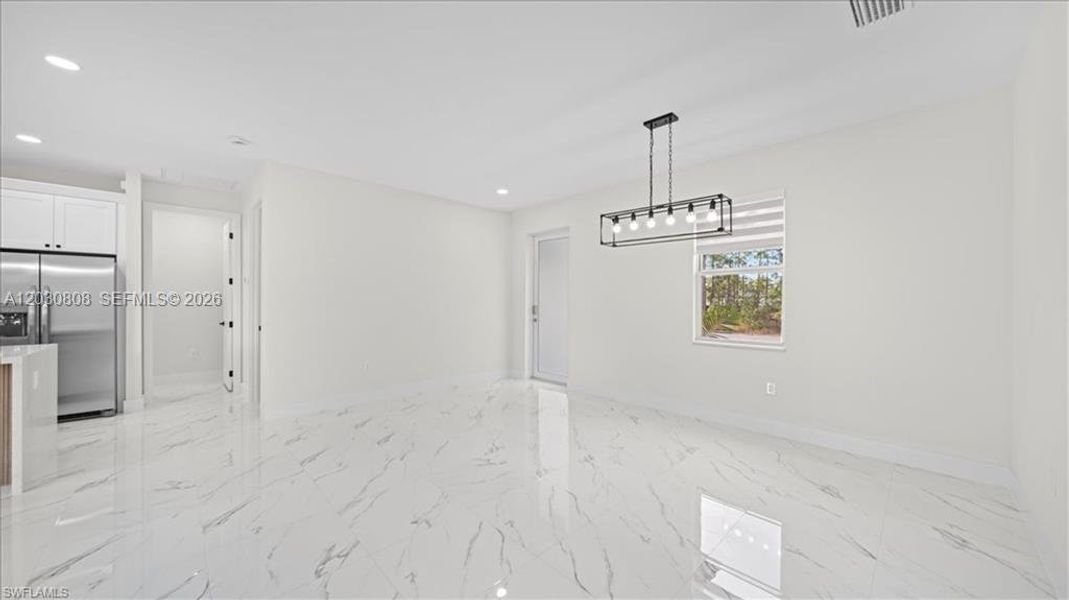 Spacious, unfurnished interior of a new home in , Lehigh Acres (Image 34).