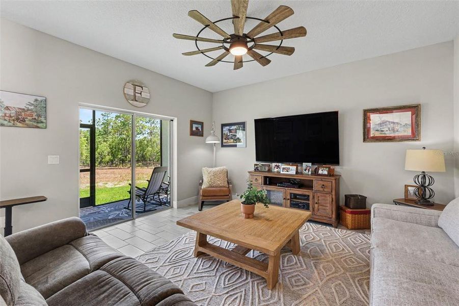 Furnished interior view inside a new home in , Dunnellon (Image 6).