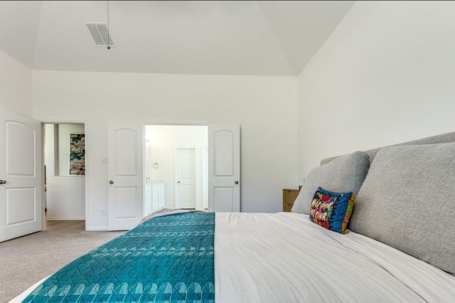 Furnished interior view inside a new home in Deer Pines, Conroe (Image 16).