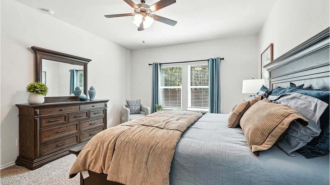 Representative furnished interior of a home built from the Naples by D.R. Horton in The Reserve at Timber Creek, Lindale (Image 24).