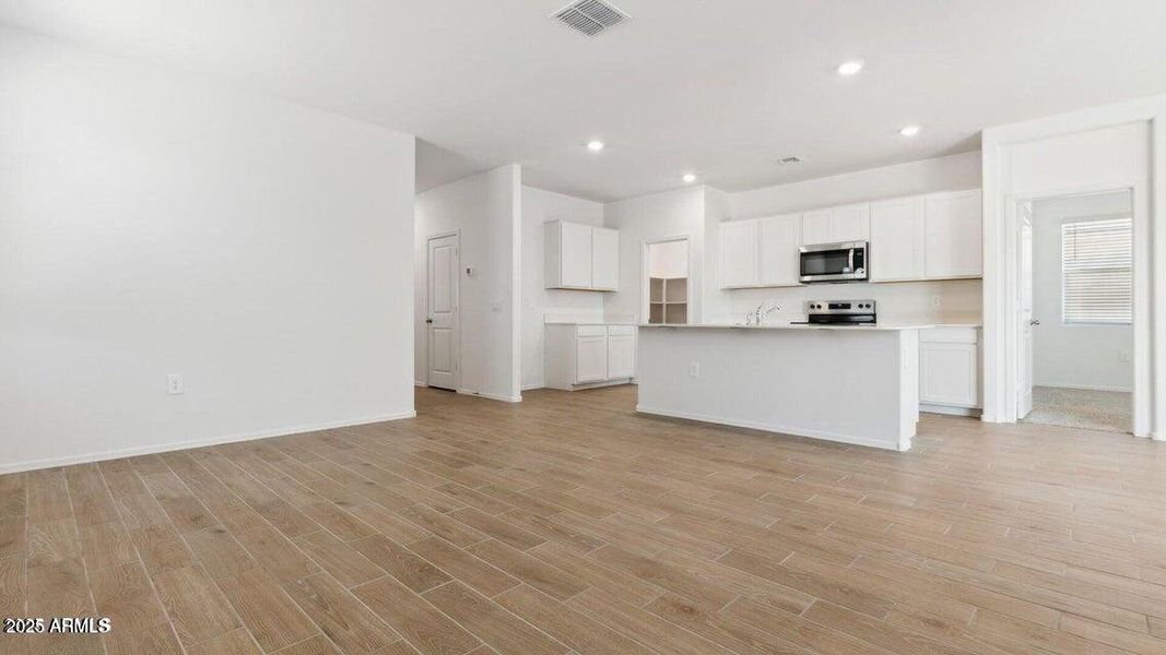 Lot 17 Dove Kitchen Lot 17 Dove Kitchen