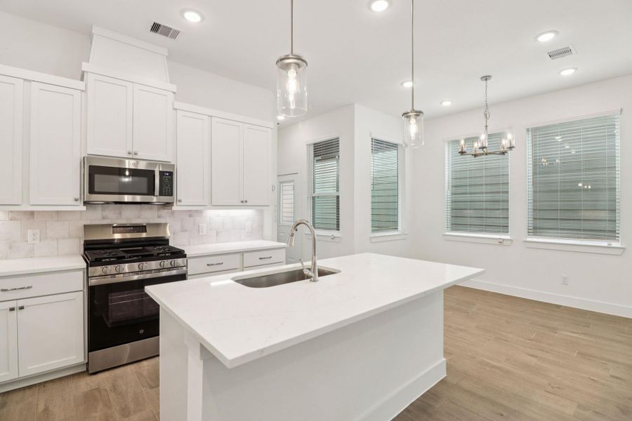 Furnished interior view inside a new home in Kresston, Montgomery (Image 6).
