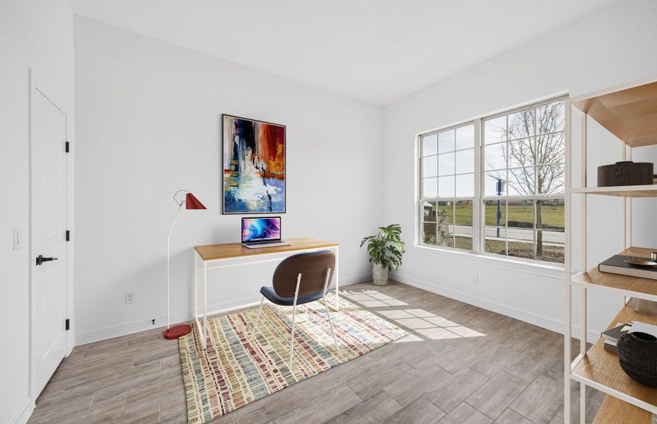 Furnished interior view inside a new home in Lago Mar, Texas City (Image 13).
