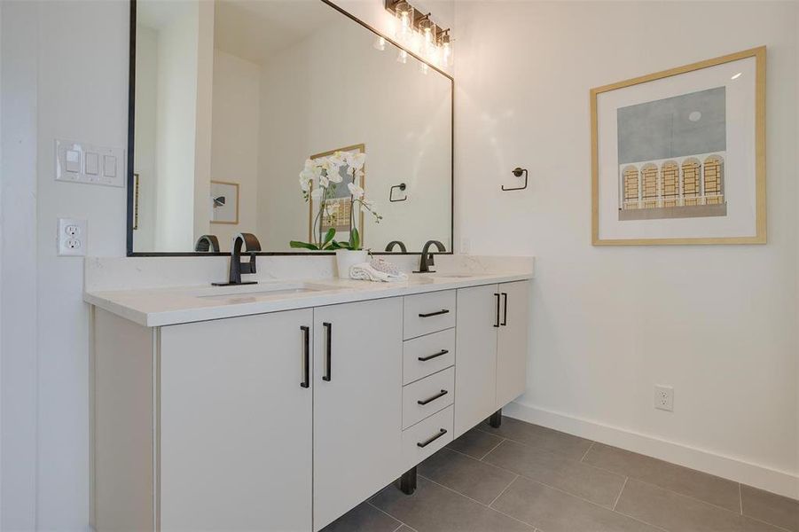 Furnished interior view inside a new home in , Fort Worth (Image 17). Furnished interior view inside a new home in , Fort Worth (Image 17).