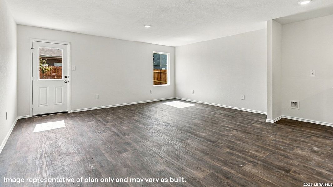 Spacious, unfurnished interior of a new home in Seneca Trails, San Antonio (Image 26).