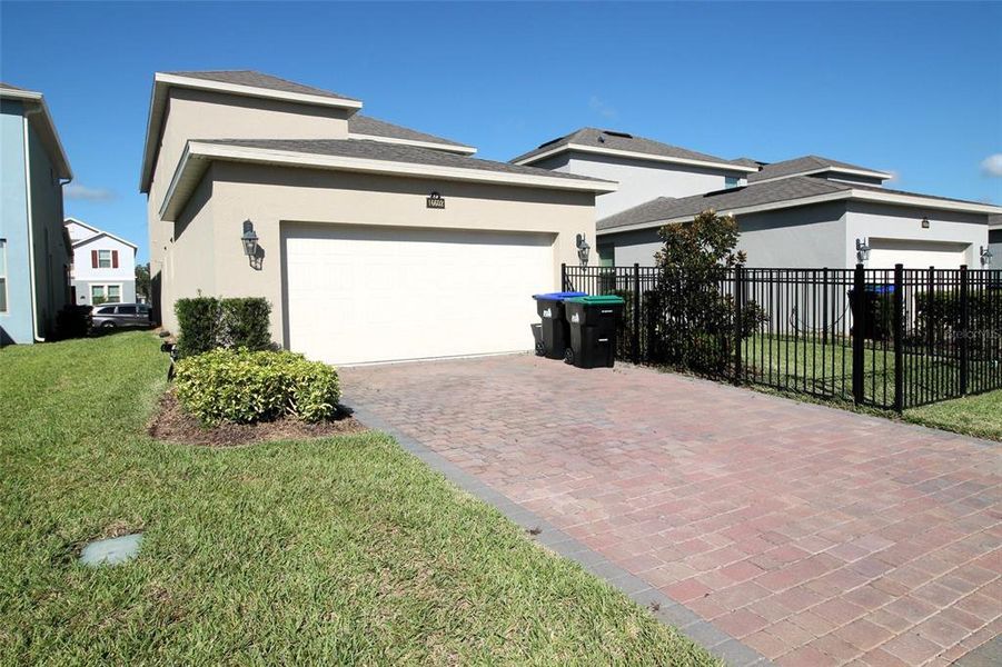 Image 45 of a home in Waterleigh.