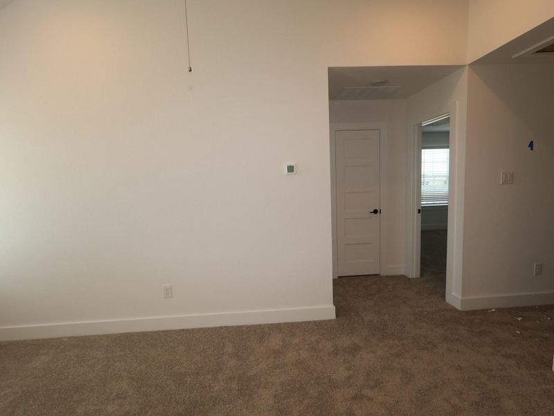 Spacious, unfurnished interior of a new home in Hallimore Ranch, Rosenberg (Image 29). Spacious, unfurnished interior of a new home in Hallimore Ranch, Rosenberg (Image 29).