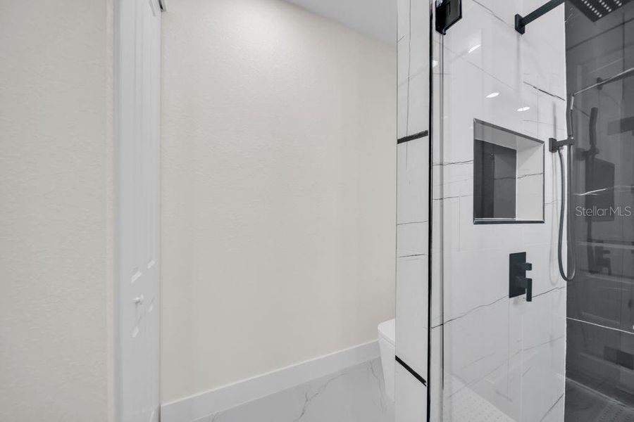 Image 34 of a home in .