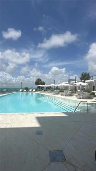 Community amenities in Aston Martin Residences, Miami (Image 28).