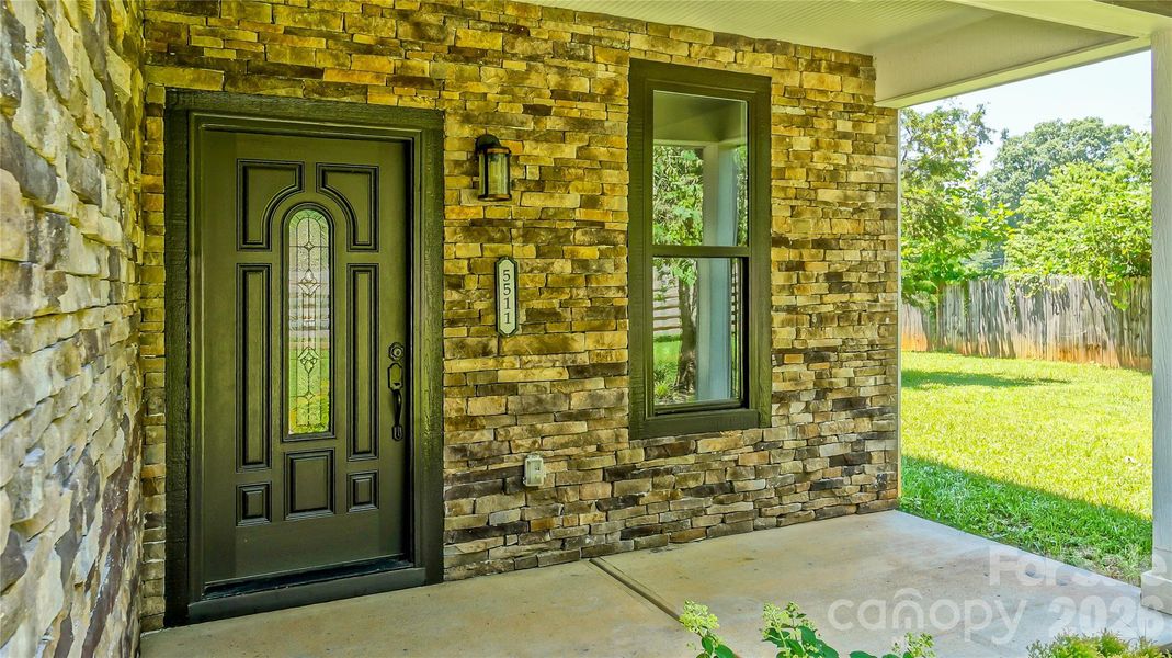 Exterior details and patio area of a home in , Charlotte (Image 20).