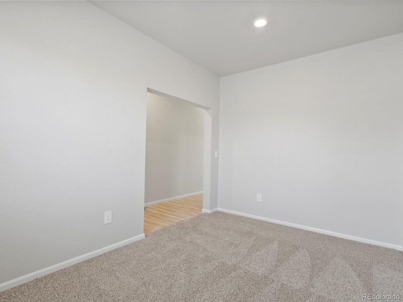 Spacious, unfurnished interior of a new home in Hidden Valley Farm, Severance (Image 17).