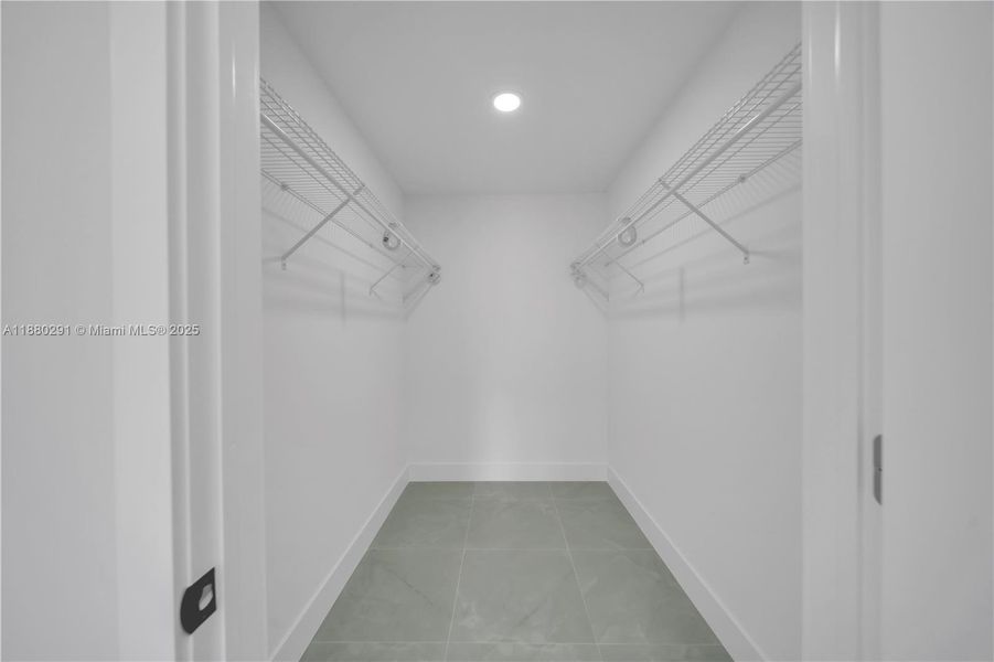 Image 11 of a home in .