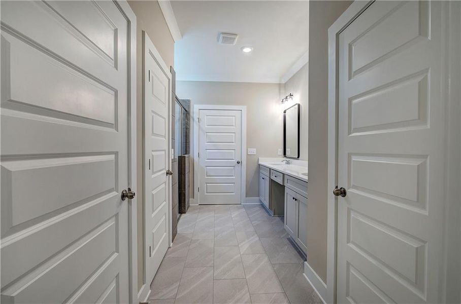 Furnished interior view inside a new home in , Cartersville (Image 11).