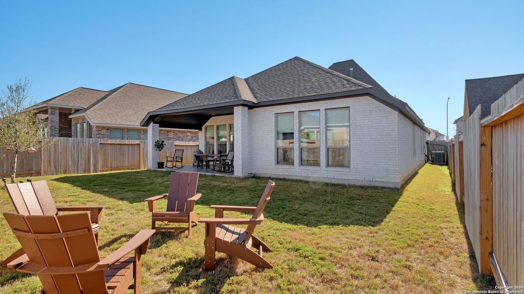 Exterior details and patio area of a home in Meadows Of Mill Creek 50', Seguin (Image 2). Exterior details and patio area of a home in Meadows Of Mill Creek 50', Seguin (Image 2).