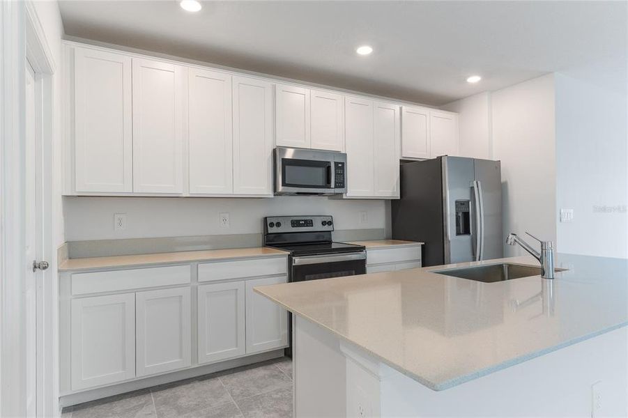 Furnished interior view inside a new home in , Davenport (Image 4).