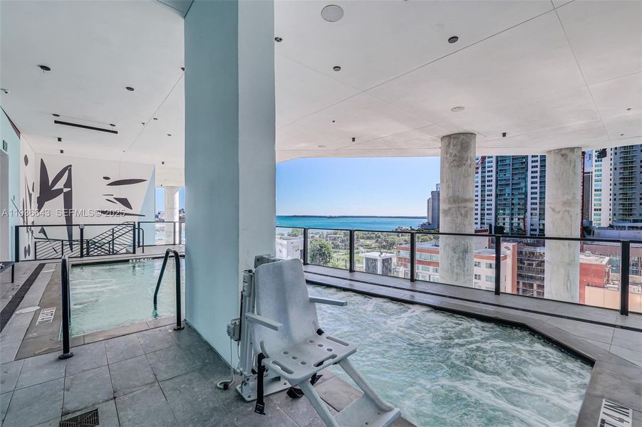 Condo located in Miami, FL showcasing its design and architecture (Image 36).