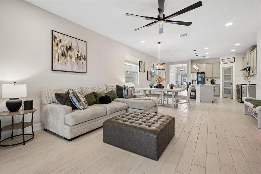 Furnished interior view inside a new home in Emerson Pointe, Apopka (Image 14). Furnished interior view inside a new home in Emerson Pointe, Apopka (Image 14).