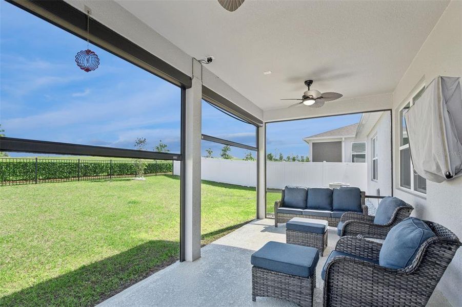 Exterior details and patio area of a home in , Mascotte (Image 33).