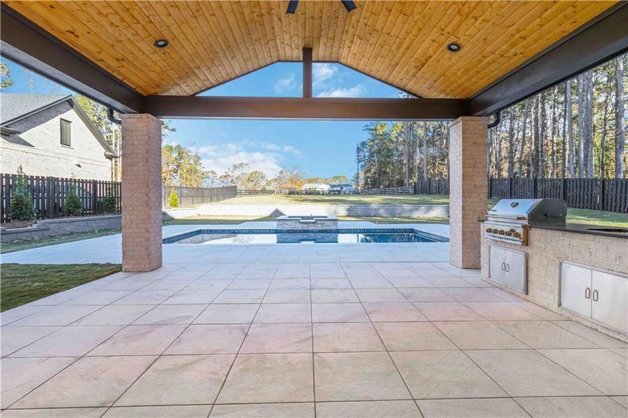 Exterior details and patio area of a home in , Lawrenceville (Image 28).