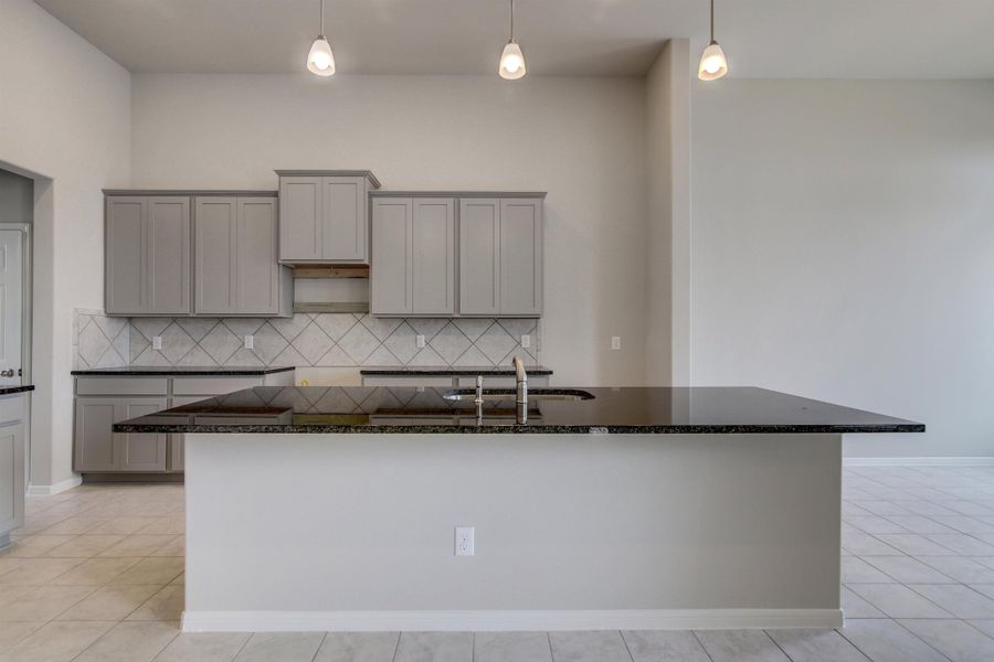Representative furnished interior of a home built from the Floor Plan 2922 by Colina Homes in Grand Magnolia, Magnolia (Image 6).