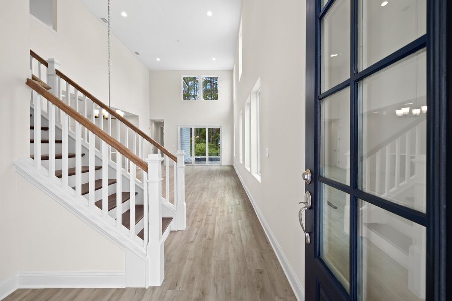 Representative unfurnished interior of a home built from the Palmetto by Riverside Homes in Mariposa at EverRange 40' Series, Jacksonville (Image 93).