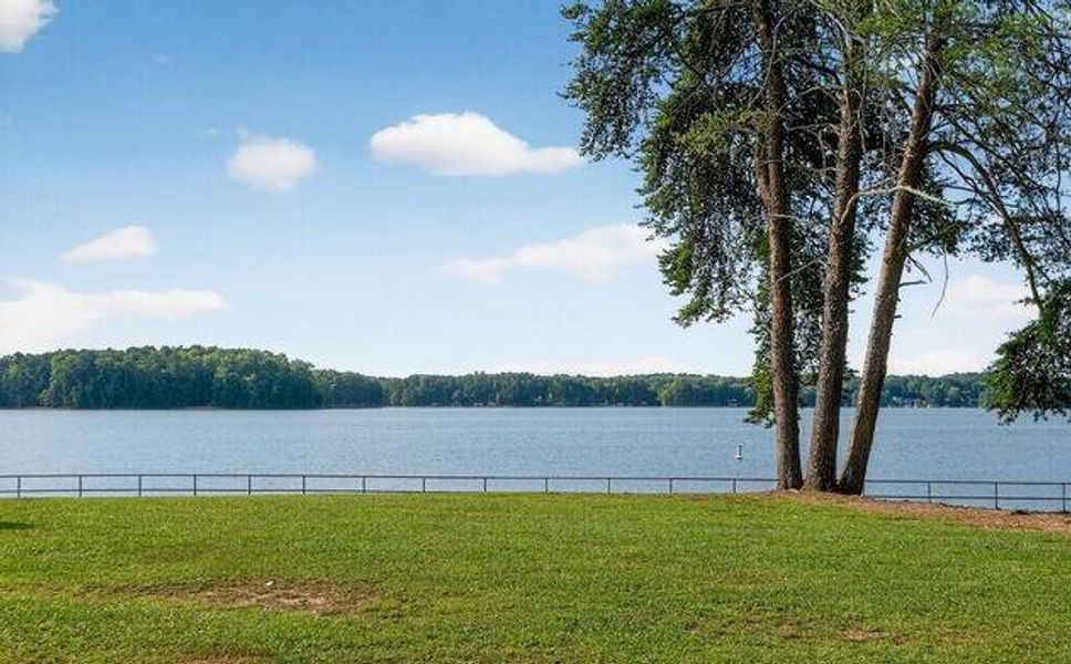 Image 107 of a home in .