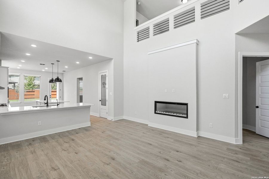 Spacious, unfurnished interior of a new home in Stillwater Ranch, San Antonio (Image 45). Spacious, unfurnished interior of a new home in Stillwater Ranch, San Antonio (Image 45).
