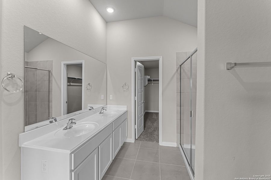 Furnished interior view inside a new home in Meadows at Clear Springs, New Braunfels (Image 6). Furnished interior view inside a new home in Meadows at Clear Springs, New Braunfels (Image 6).