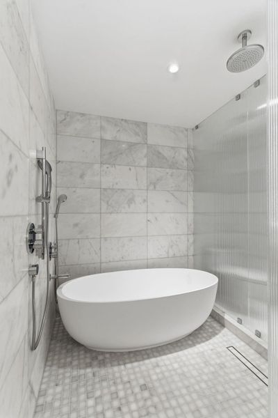 Image 67 of a home in .