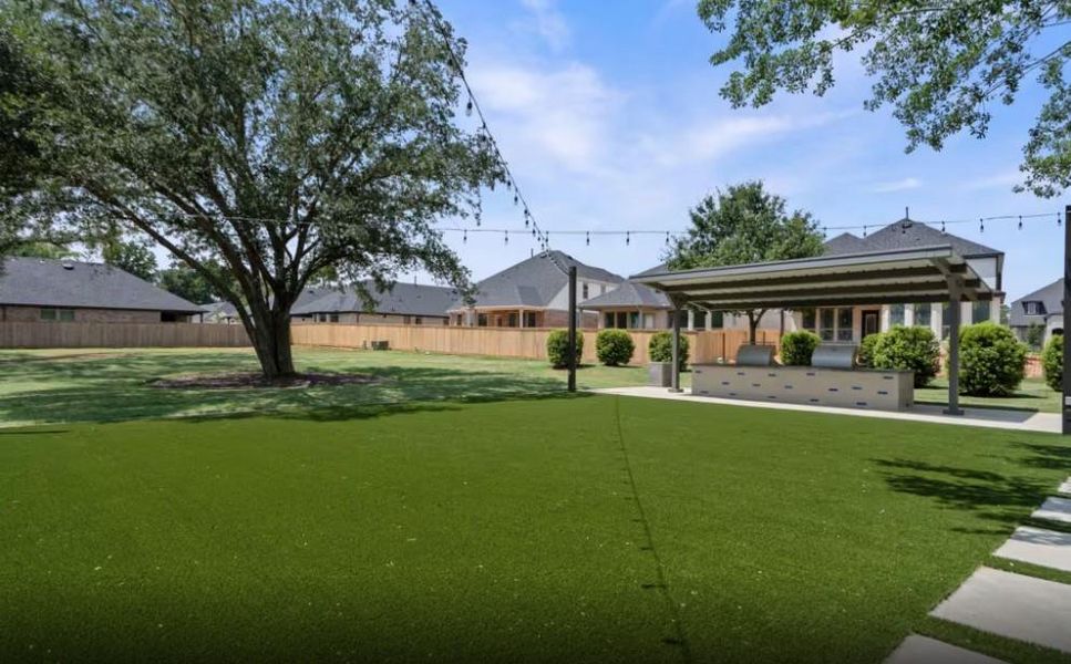 Community amenities in Ellerden, Tomball (Image 7). Community amenities in Ellerden, Tomball (Image 7).