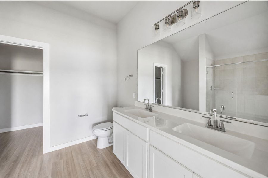 Furnished interior view inside a new home in Ambrose, La Marque (Image 8).