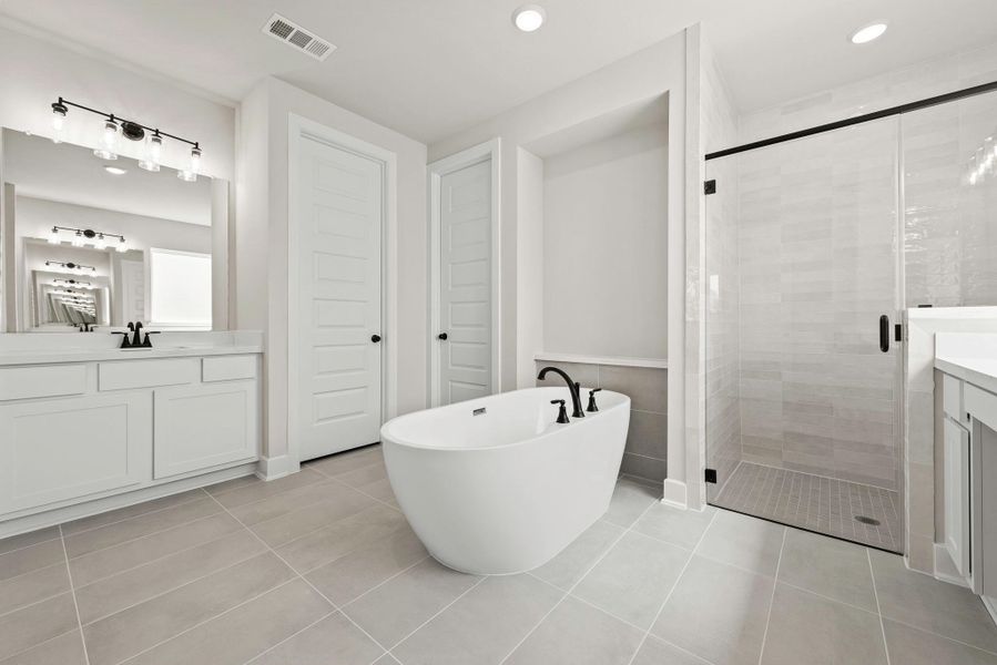 Representative image. Features, specifications, selections and colors may vary. Representative image. Features, specifications, selections and colors may vary.