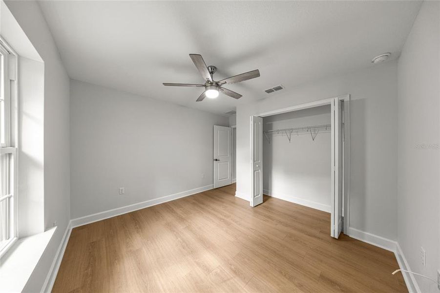 Spacious, unfurnished interior of a new home in , Ocala (Image 17).