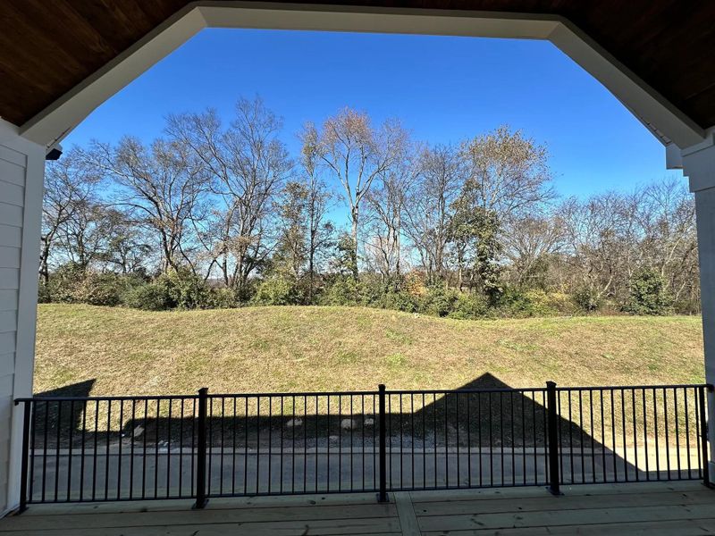 The Ballar B Outdoor Living Area