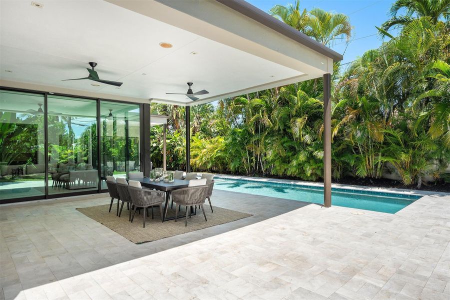 Exterior details and patio area of a home in , Fort Lauderdale (Image 28).