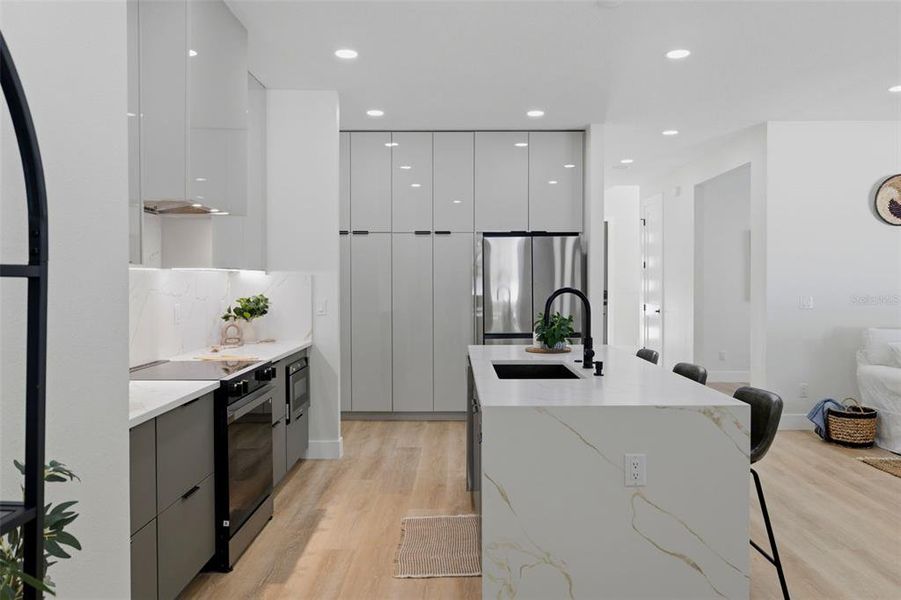 Furnished interior view inside a new home in , Tampa (Image 34).