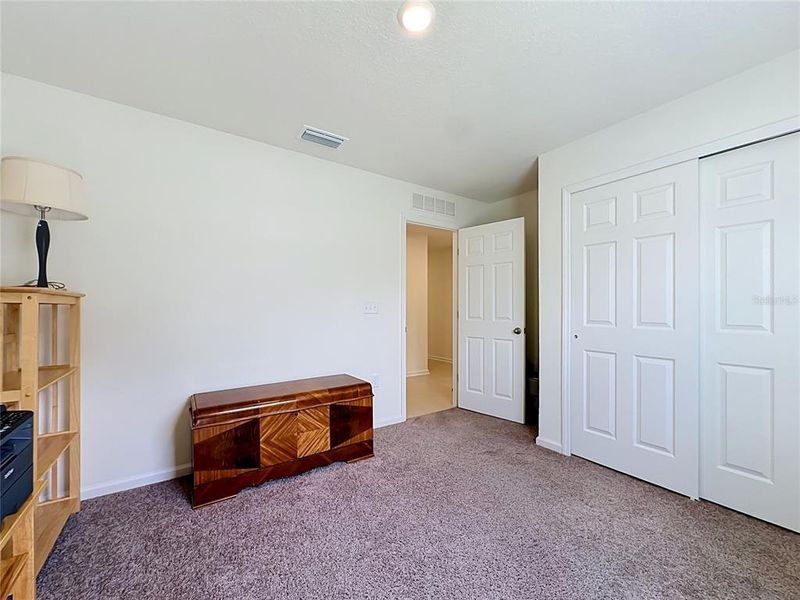 Spacious, unfurnished interior of a new home in , Jacksonville (Image 21).