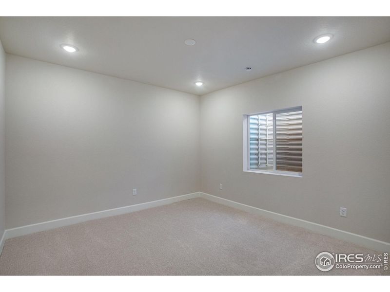 Spacious, unfurnished interior of a new home in , Berthoud (Image 28).