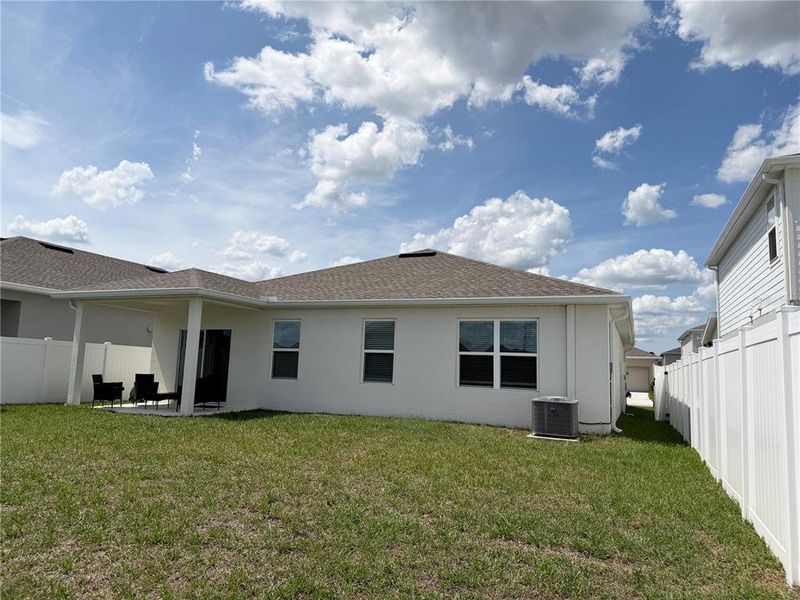 Exterior details and patio area of a home in , Zephyrhills (Image 20).