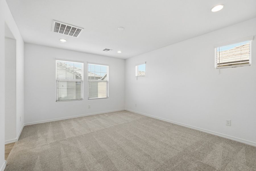 Spacious, unfurnished interior of a new home in Parkside, Avondale (Image 28).