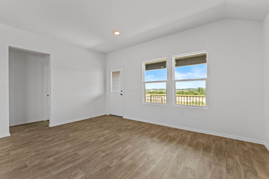 Spacious, unfurnished interior of a new home in , Kyle (Image 25).