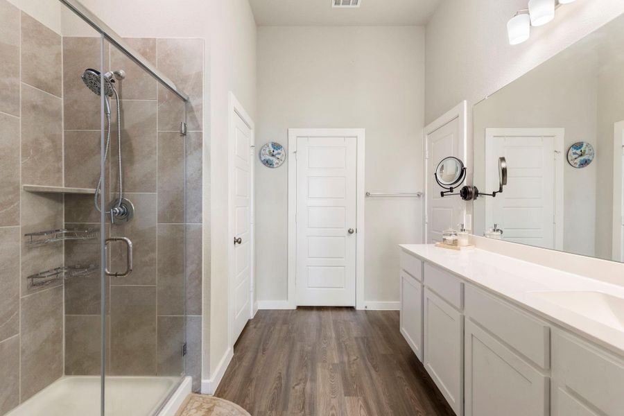 Furnished interior view inside a new home in Moran Ranch, Willis (Image 10). Furnished interior view inside a new home in Moran Ranch, Willis (Image 10).